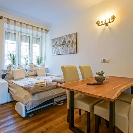 Auszeit Steiraland 3 Mit Ueberdachter Terasse Privatem Garten Und Gratis Parkplatz *